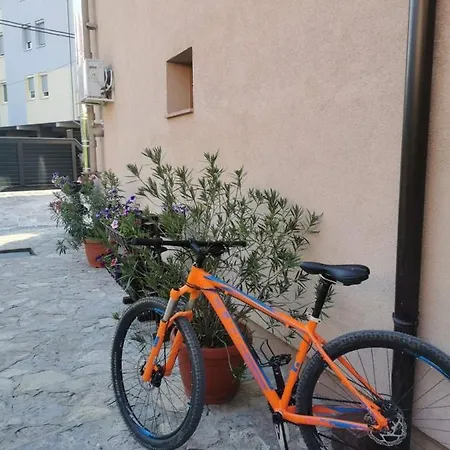 House Leyla ゲストハウス Bihać