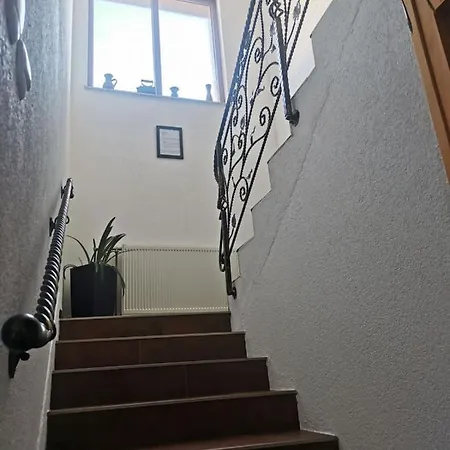 House Leyla Pensión Bihać