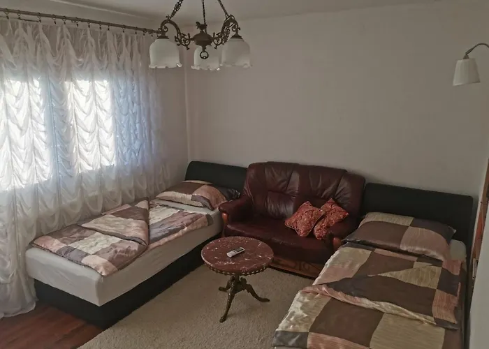 House Leyla 招待所 Bihać