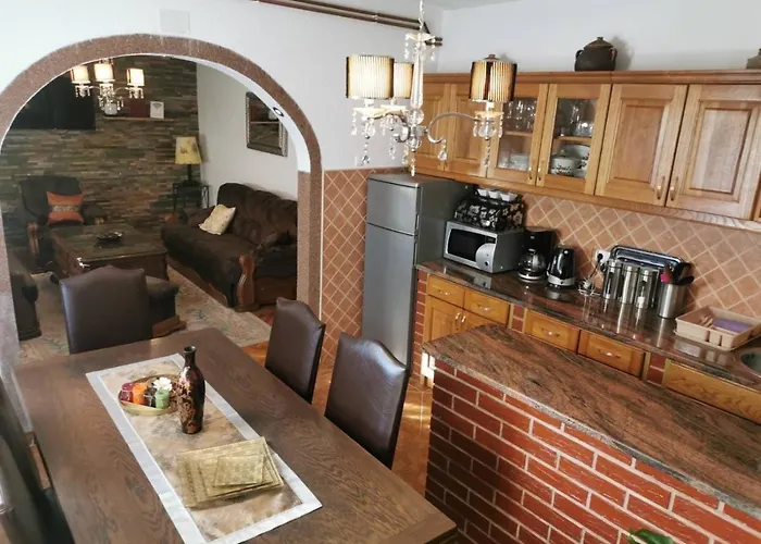 招待所 House Leyla 4*